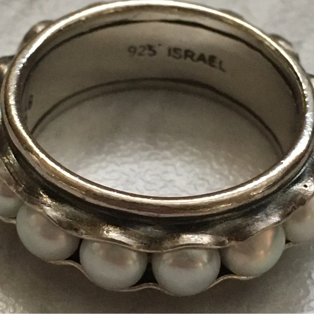 Sterling Silver Ring - Picture 3 of 4